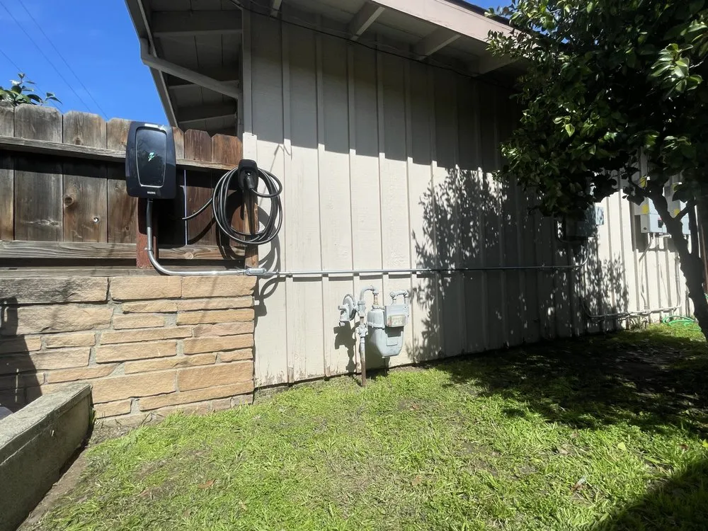 Slide of Gomez Electric