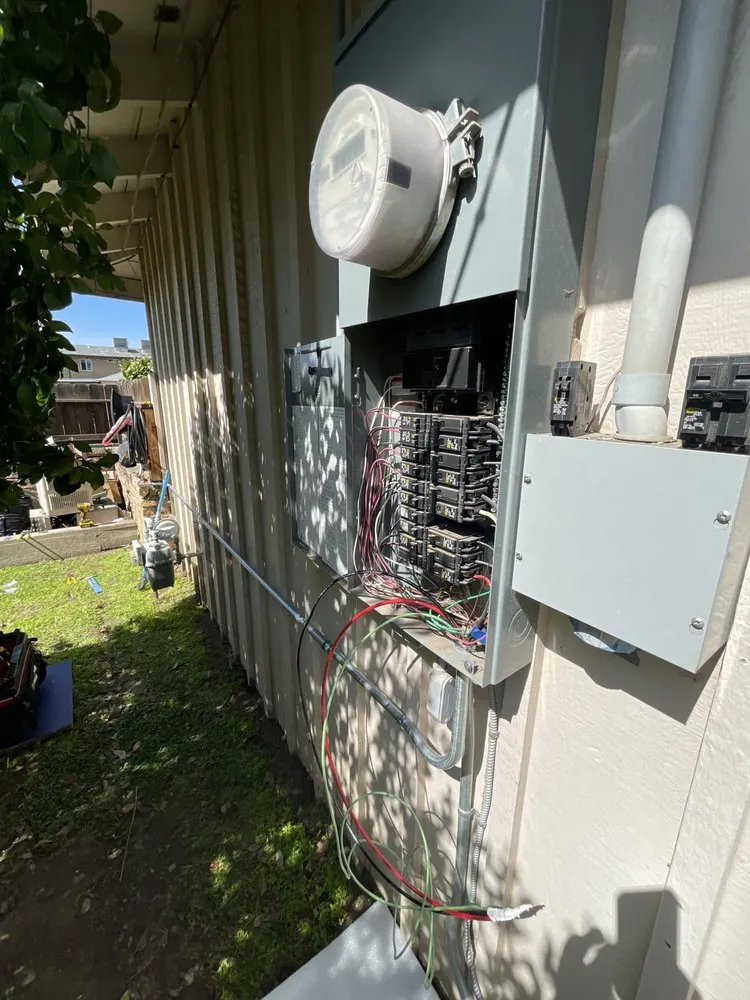 Slide of Gomez Electric