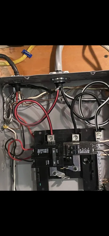 Slide of Gomez Electrical Repairs