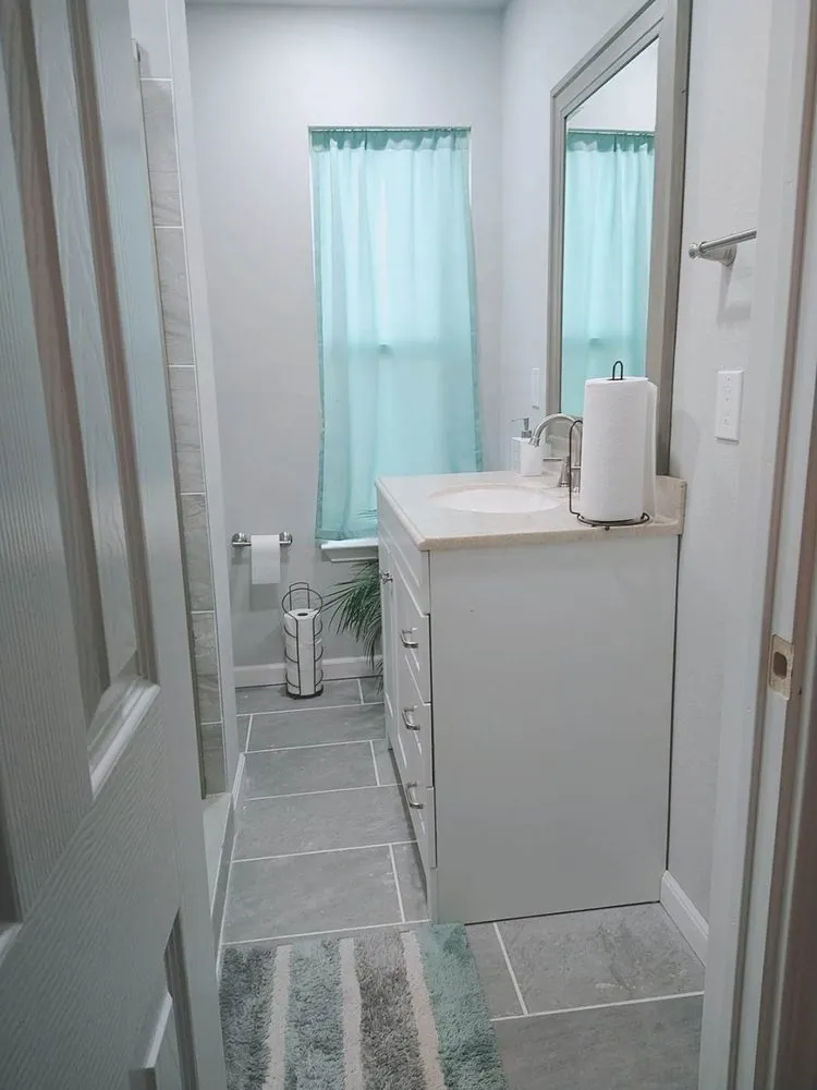 Licensed lighting installation in ,  by Gomez Remodeling