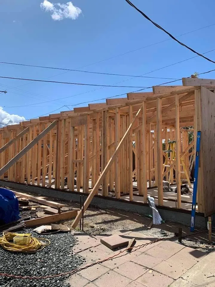 Slide of Gomez Repairs & Remodeling