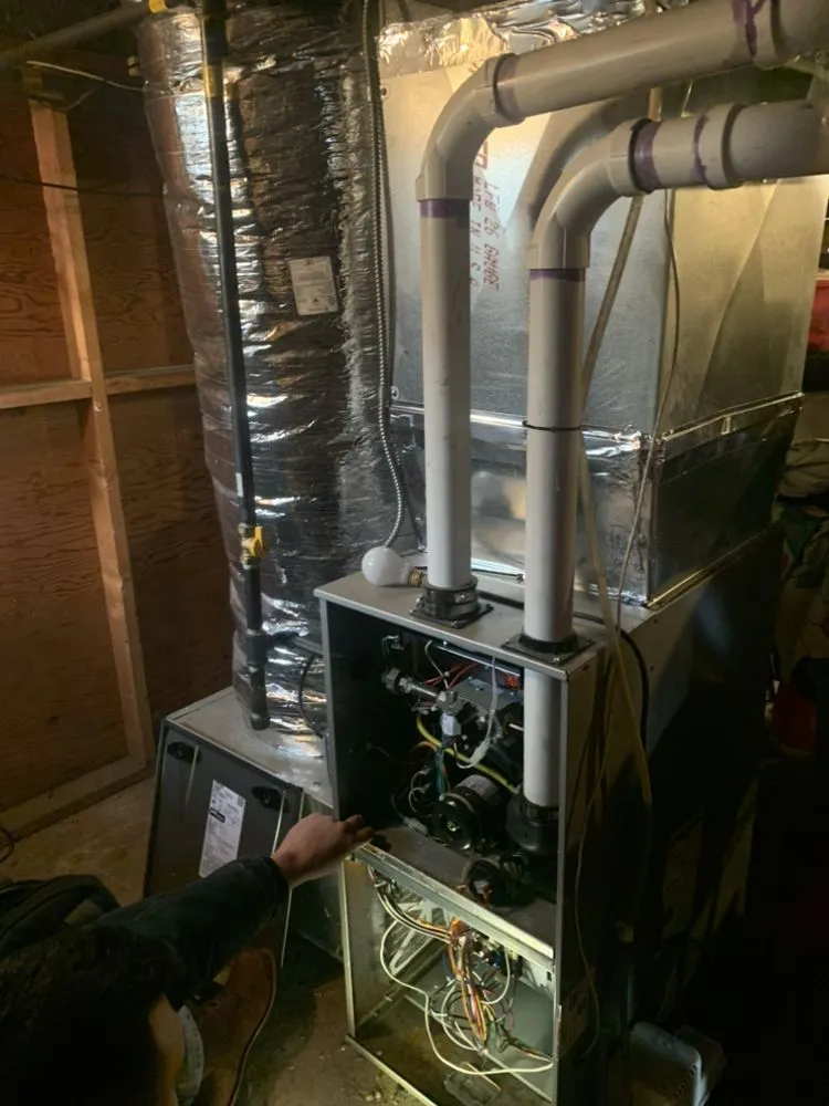 Slide of Gonzales Engineering