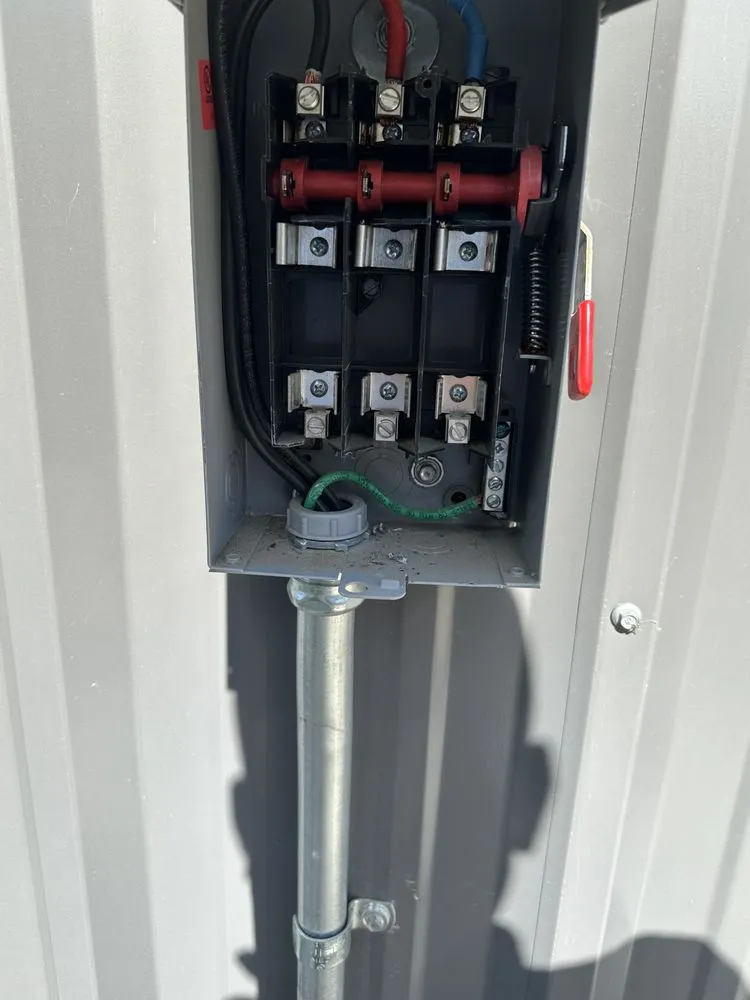 Slide of Gonzalez Electric