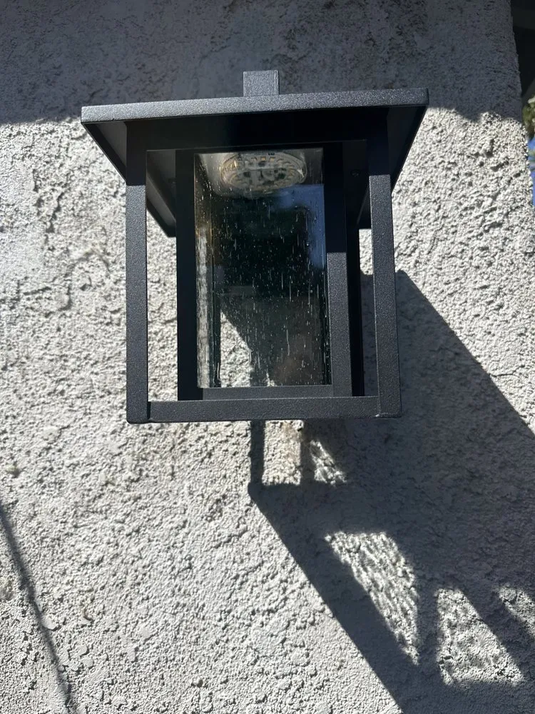 Slide of Gonzalez Electric