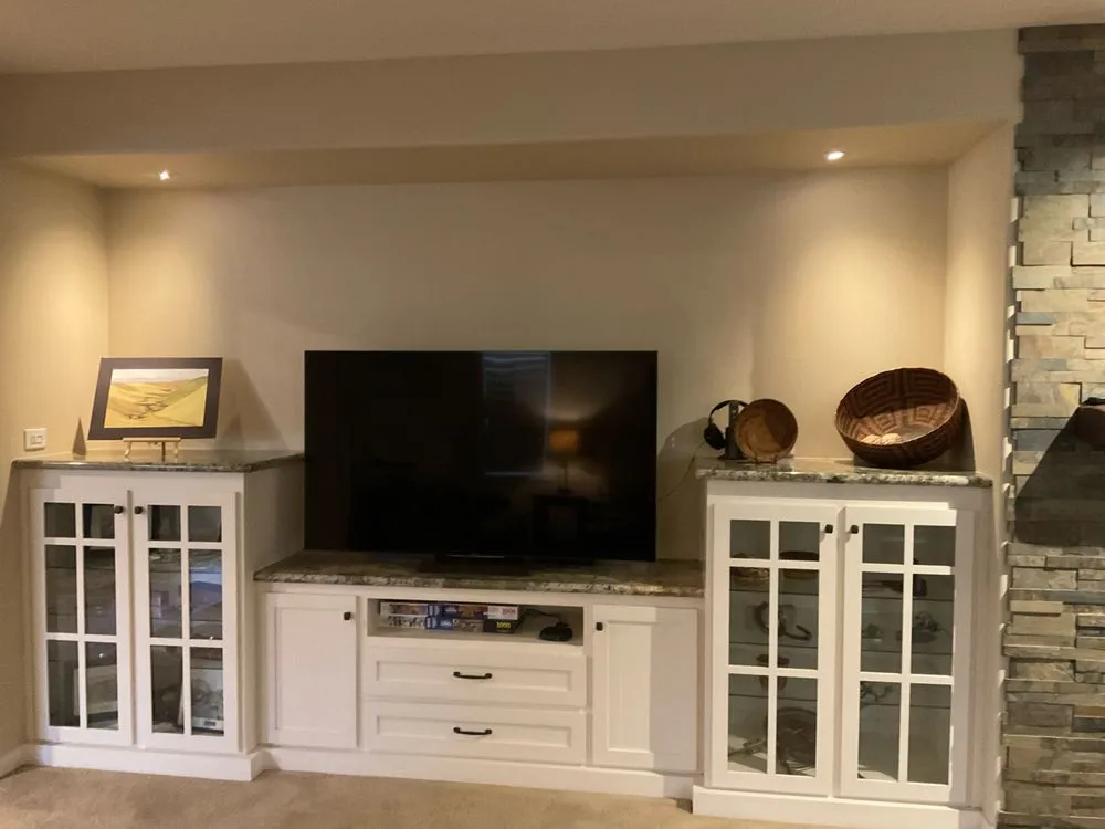 Slide of Gonzalez Electric