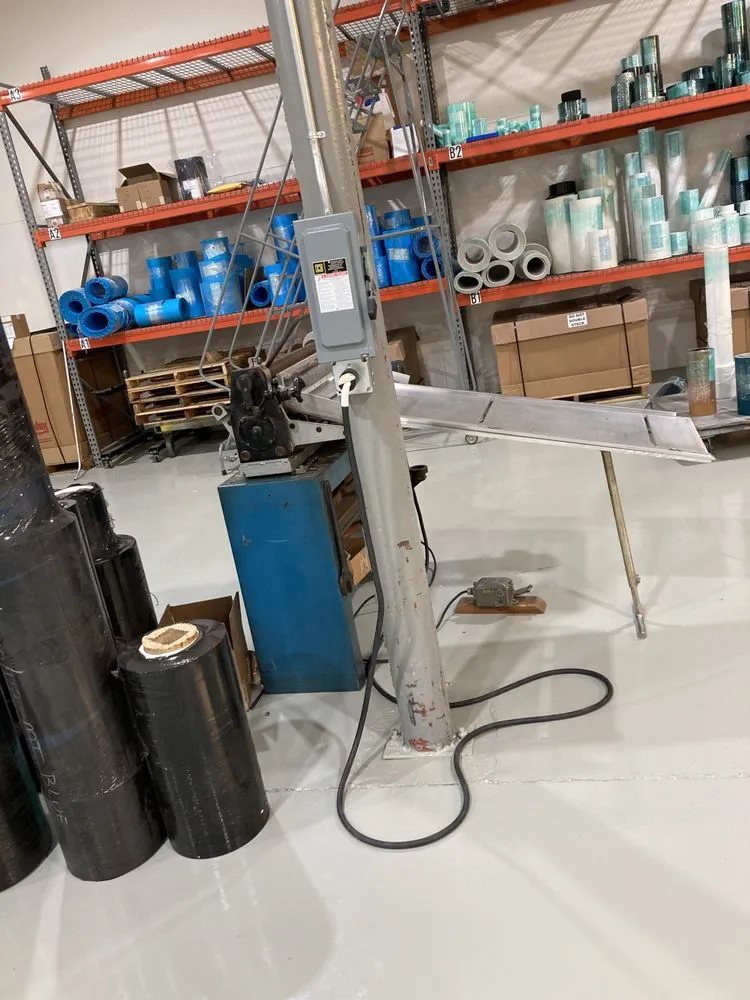 Slide of Gonzalez Electric