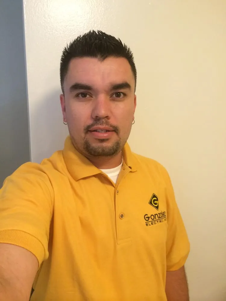 Slide of Gonzalez Electric