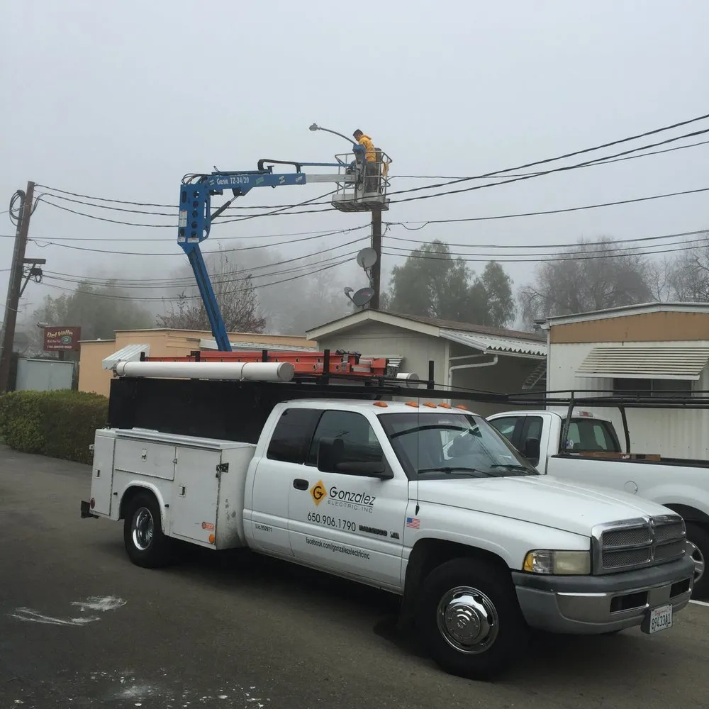 Slide of Gonzalez Electric