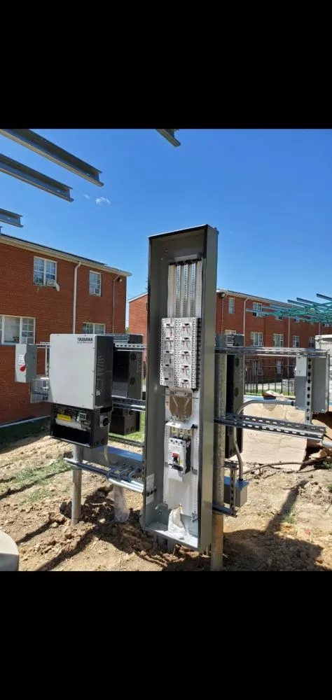 Expert emergency electrical service in , by Gonzalez Marinero