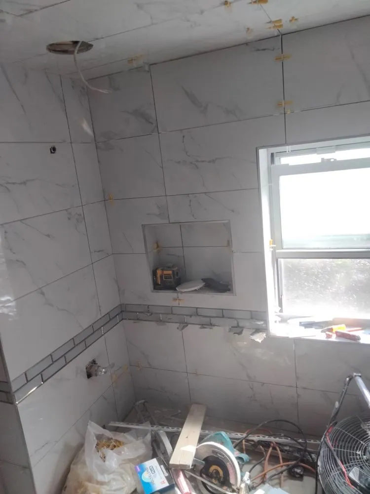 Professional electrician providing electrical repair in New York, NY - Gonzalez Mechanic & Multiservices