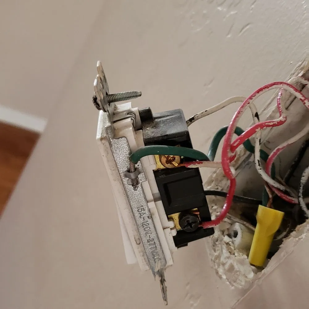 Slide of Good Connections Electric