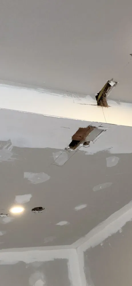 Trusted electrician providing emergency electrical service in La Crescenta-Montrose, CA - Good Day Handyman