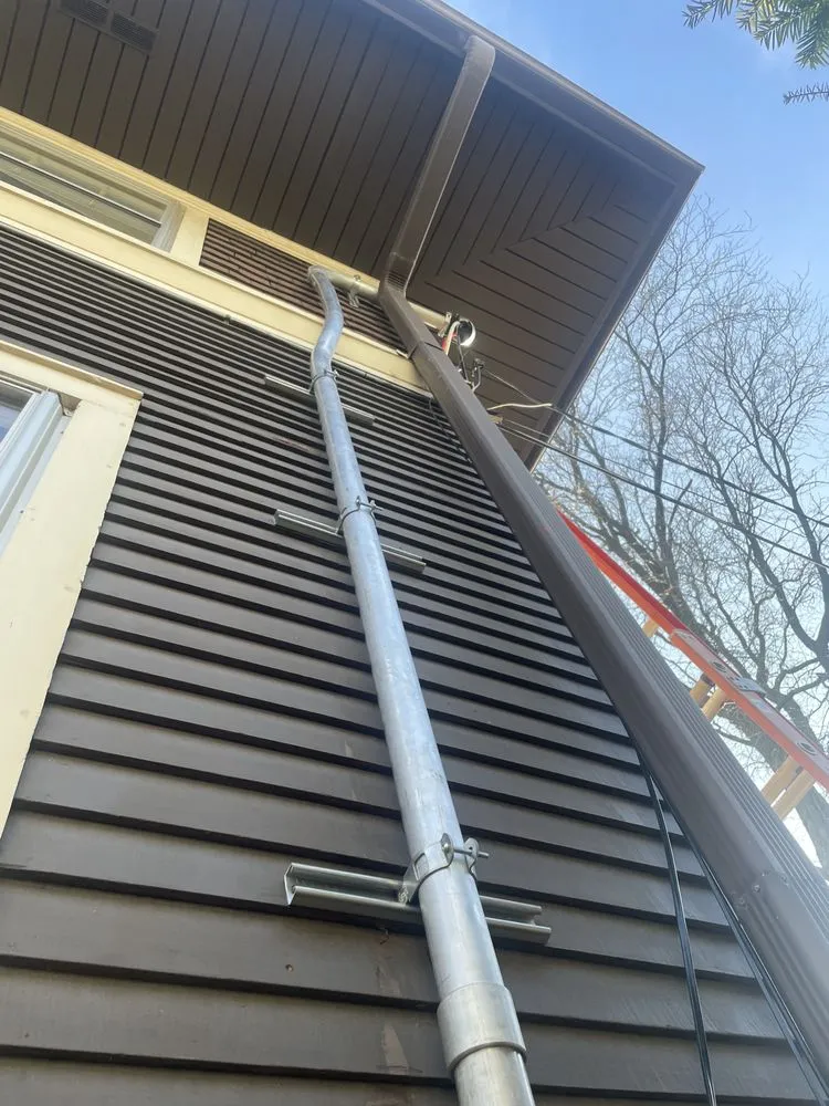 Slide of Good Guys Electric