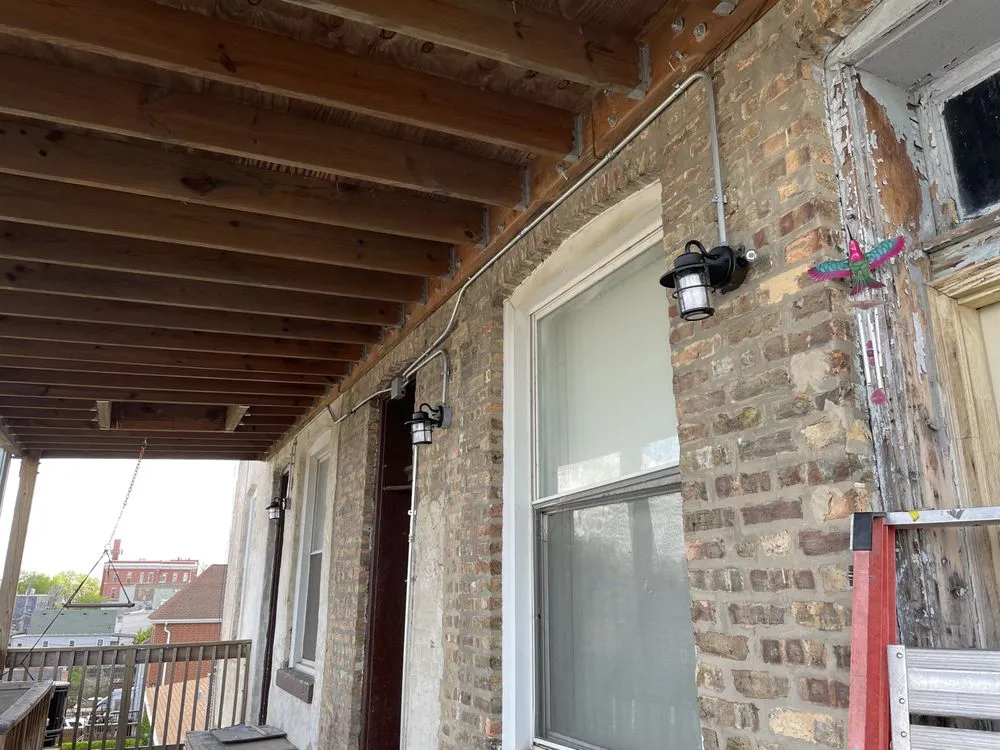 Slide of Good Guys Electric