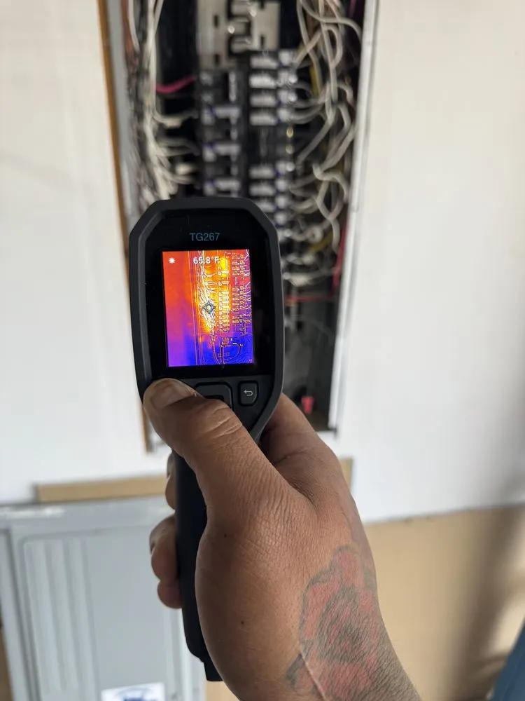 Slide of Good Light Electric