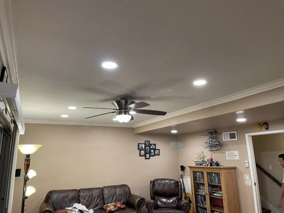 Slide of Good Man Electric