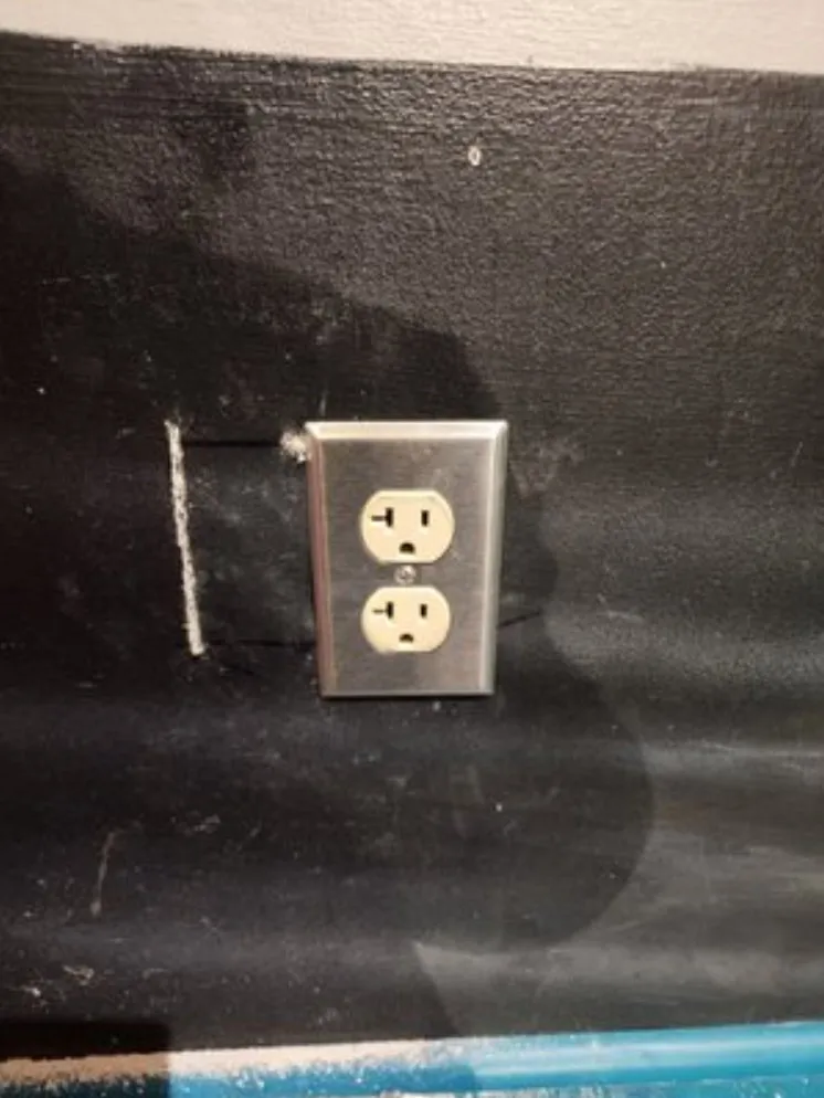 Slide of Good_Deal_Electric