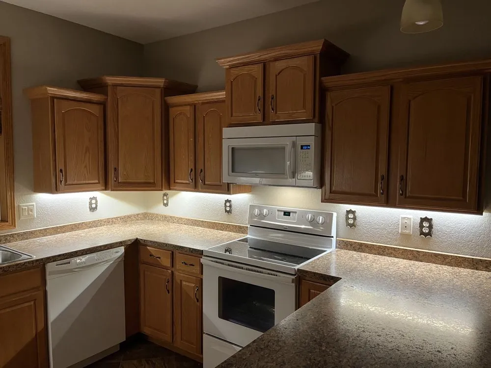 Professional electrician providing lighting installation in Scranton, ND - Goody's Electric