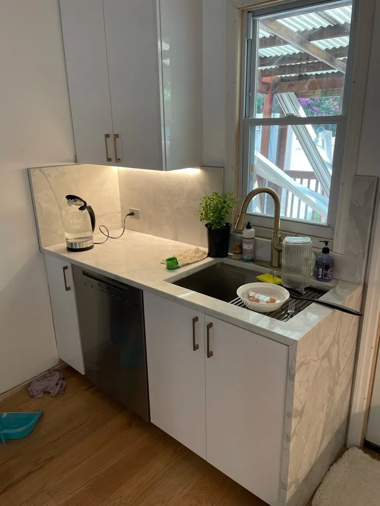 Slide of Gordon's Electric Services