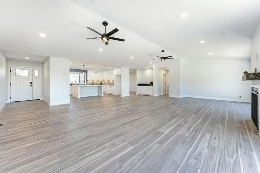 Reliable circuit breaker repair experts serving , - Gossett Electric