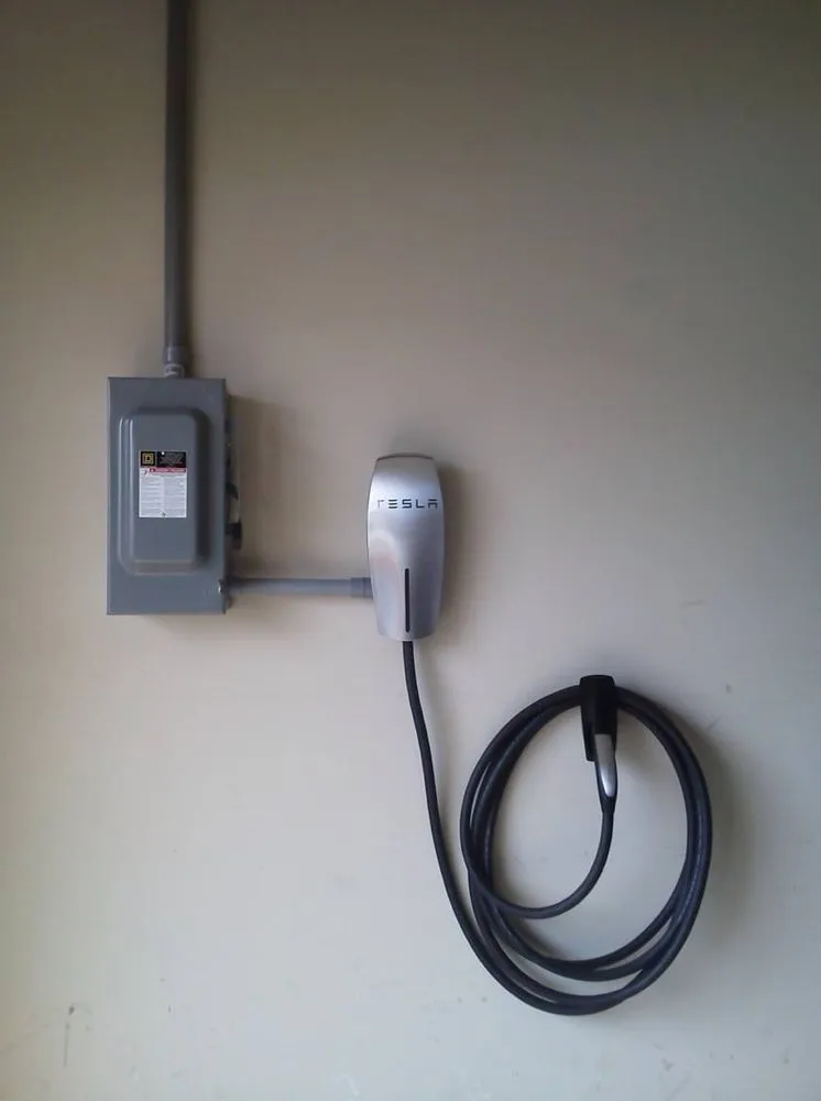 Professional outlet and switch repair service in Ijamsville, MD - Got Electric
