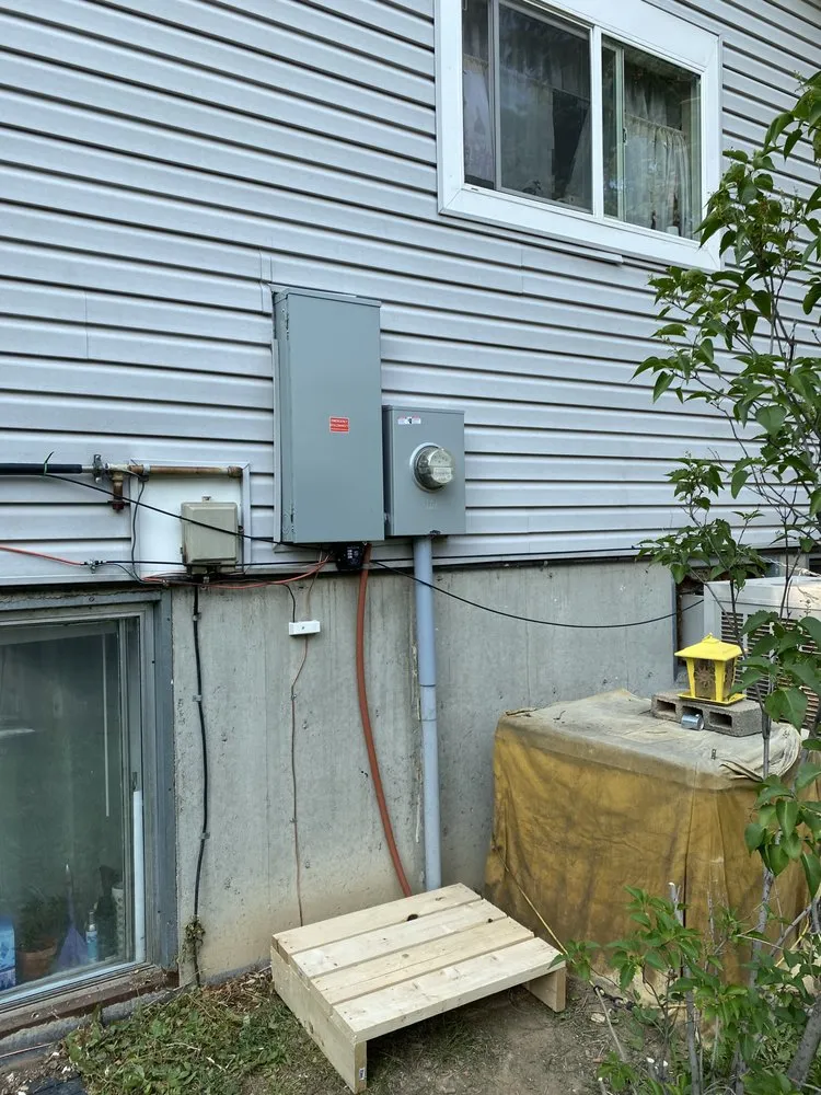 Reliable electrician providing wiring installation in , 