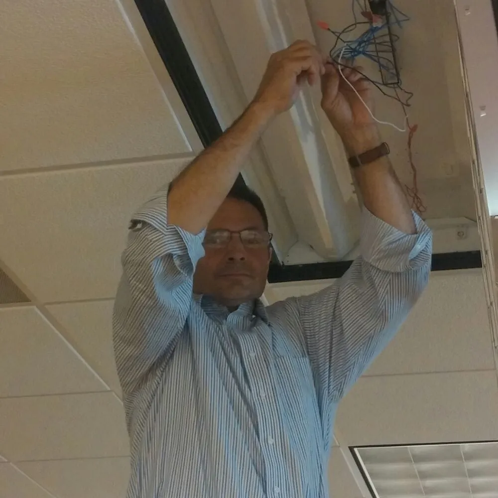 Slide of Gotto Electric