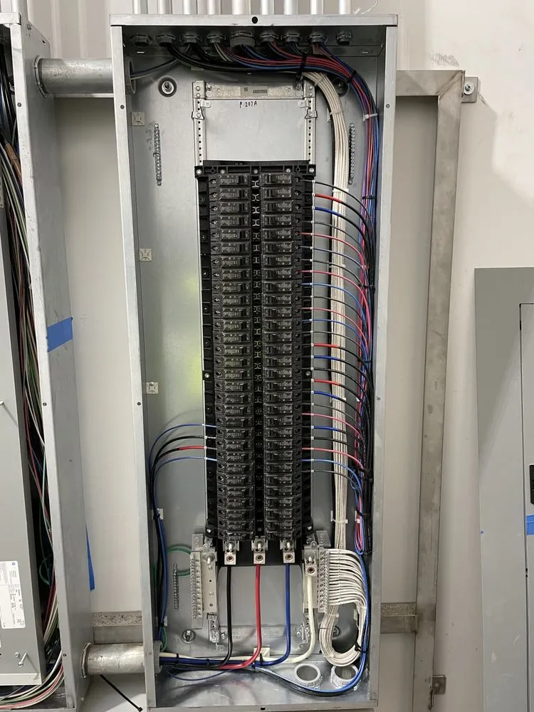 Slide of G&R Electrical Services