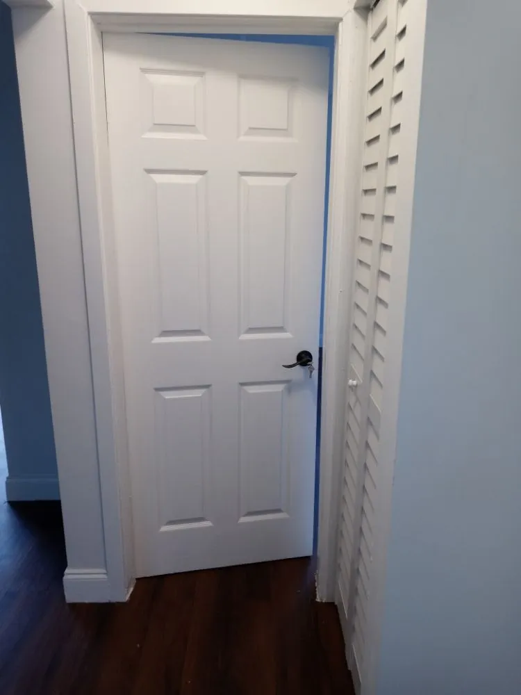 Slide of Graeme's Handy Household Solutions