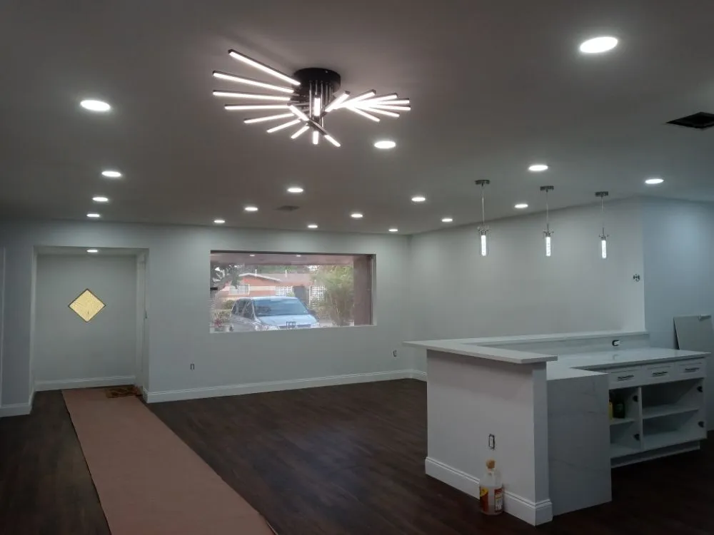 Slide of Graeme's Handy Household Solutions