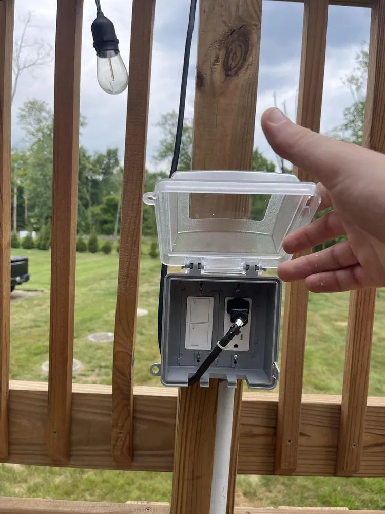 Slide of Graff's Electric & IT Solutions