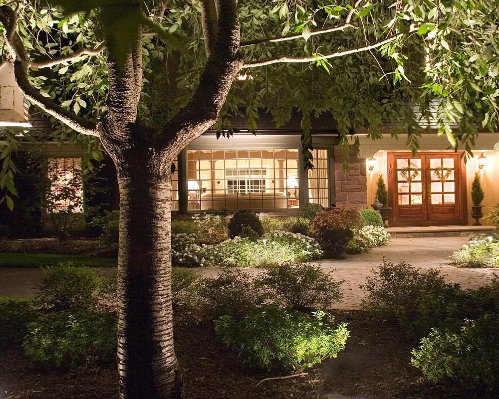 Licensed electrician providing wiring installation in , 