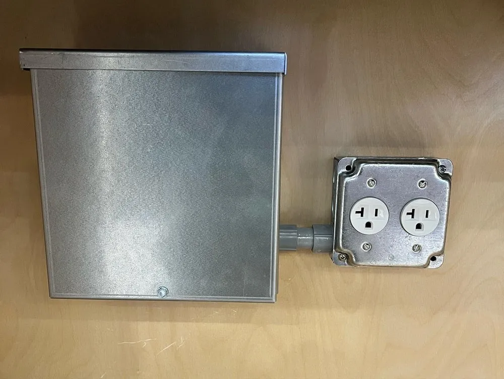 Slide of Grand Boulevard Electric