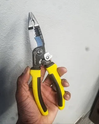 Grand Electrical Service Logo