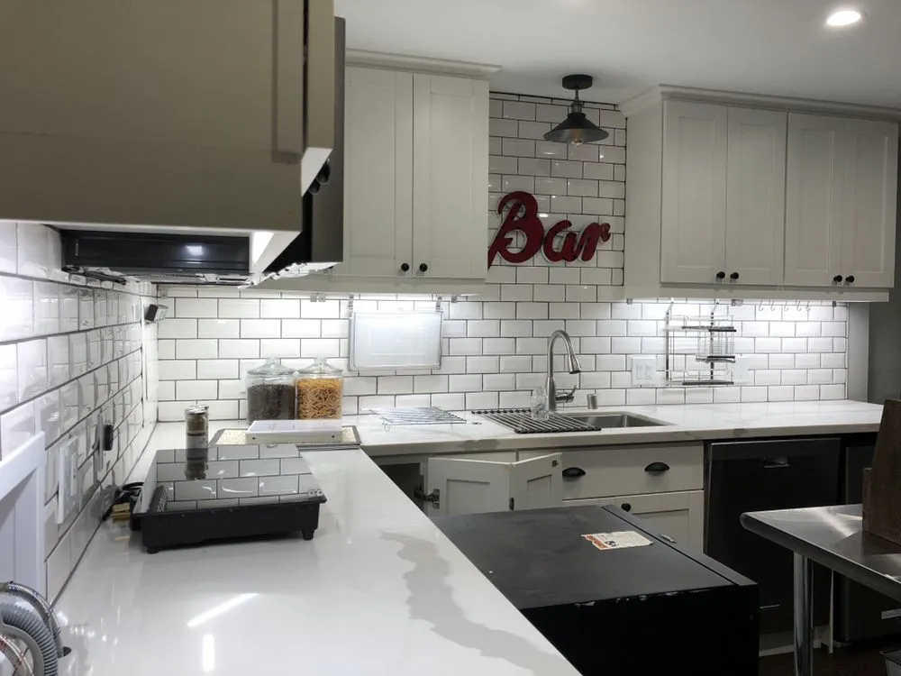 Slide of Grand Hawaii Electric