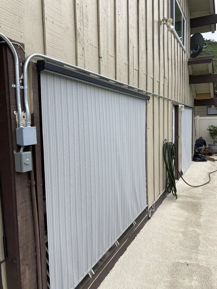 Slide of Grand Hawaii Electric