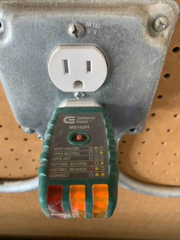 Slide of Granillo Total Construction