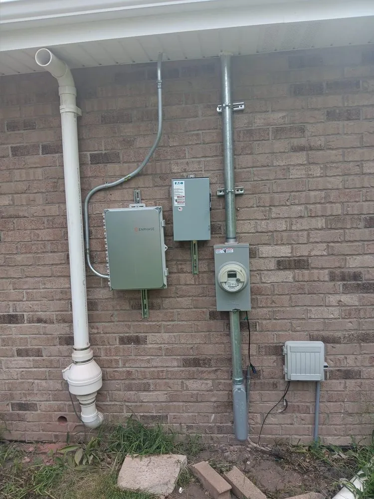 Licensed electrical repair service in Streamwood, IL - Grant Electrical and professional services