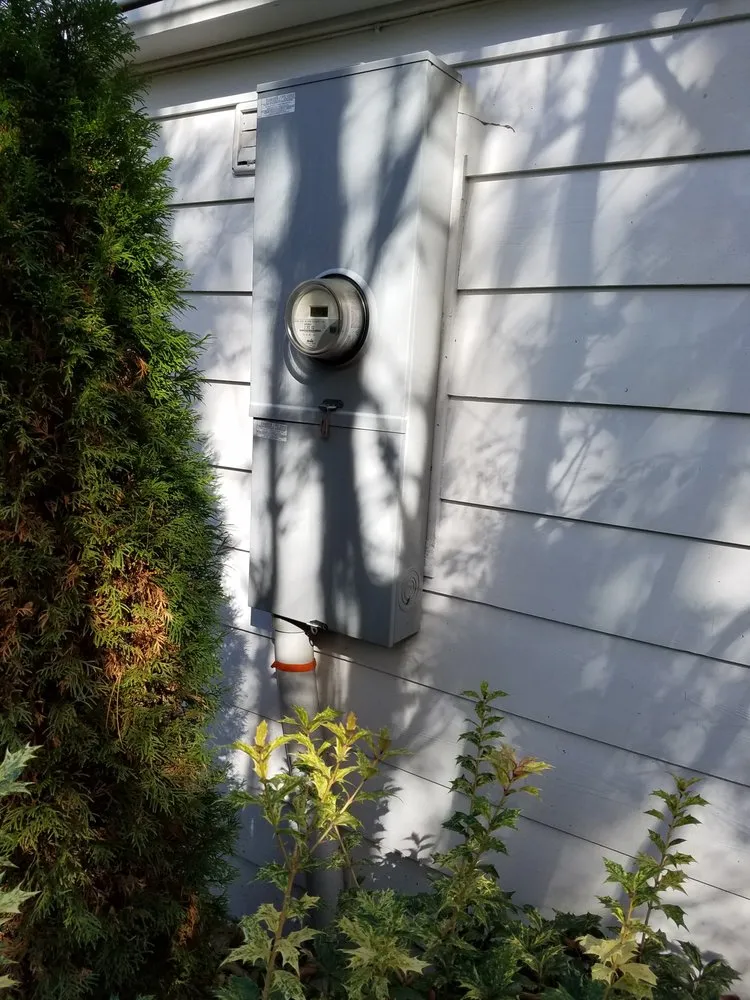 Slide of Grayer Electric