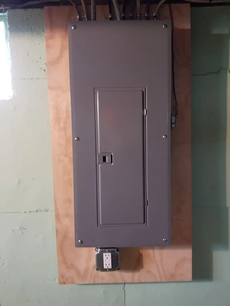 Slide of Great Lakes Electrical