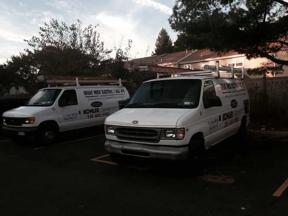 Reliable electrician providing outlet and switch repair in , 