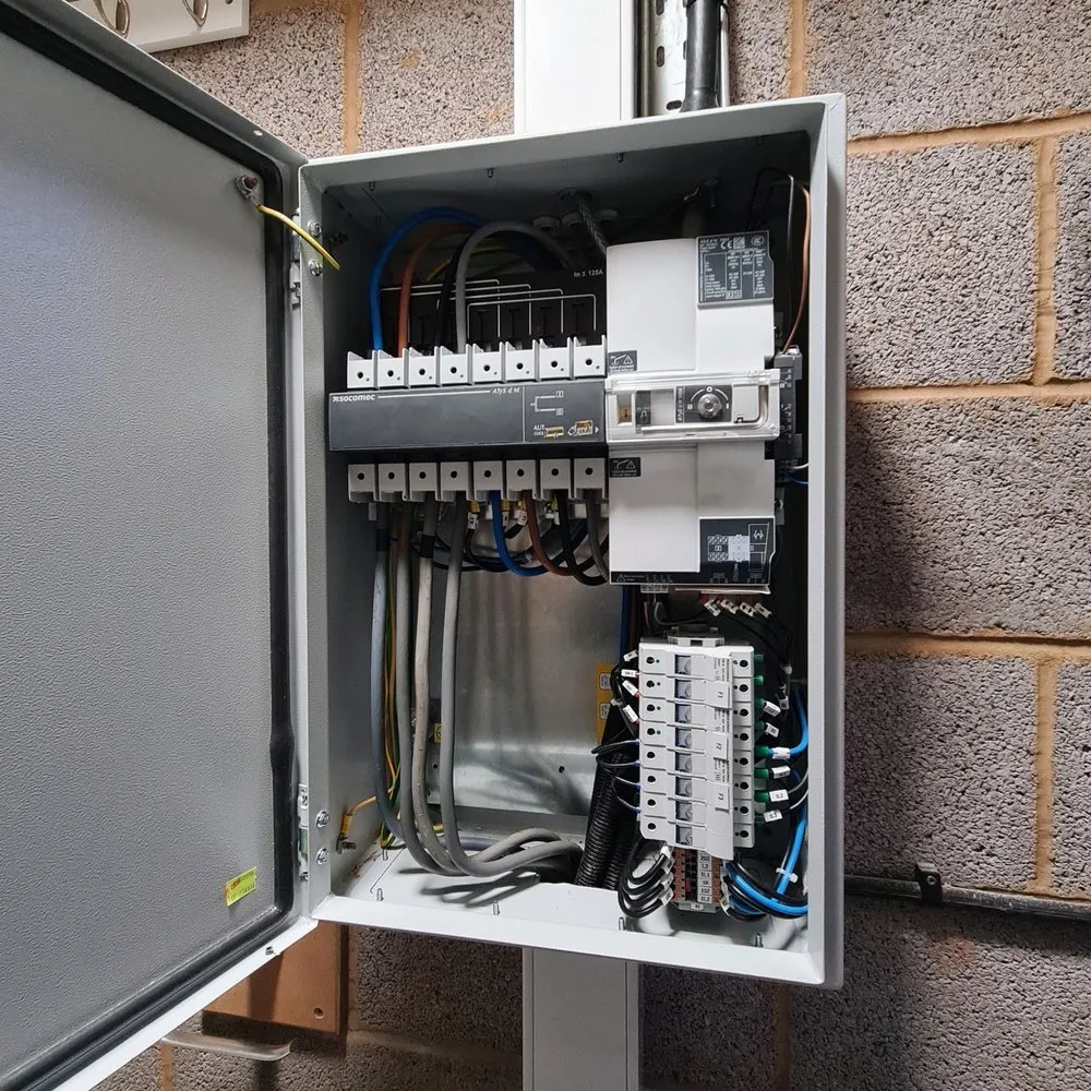 Slide of Great Neck Estates Electrician