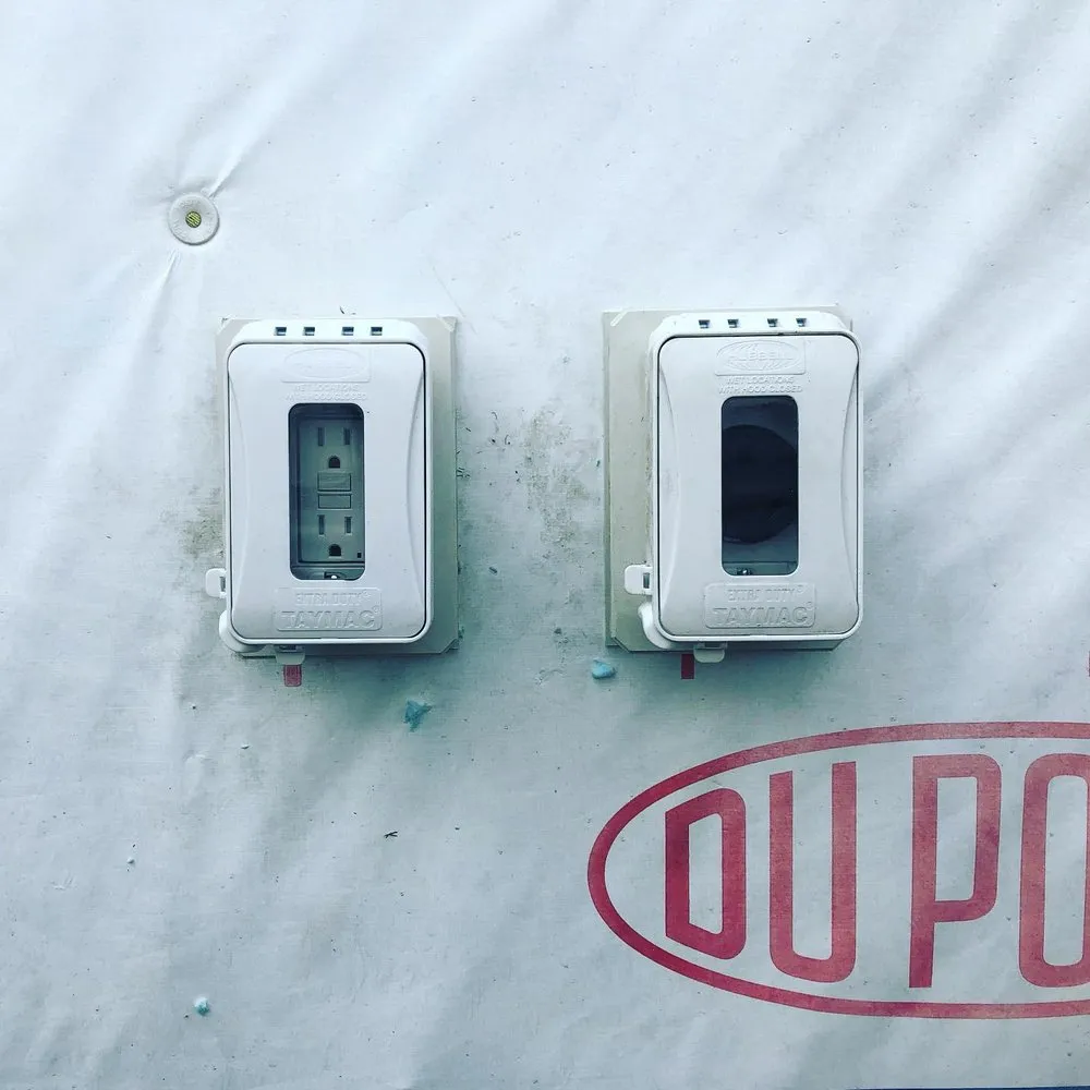 Slide of Great Neck Estates Electrician