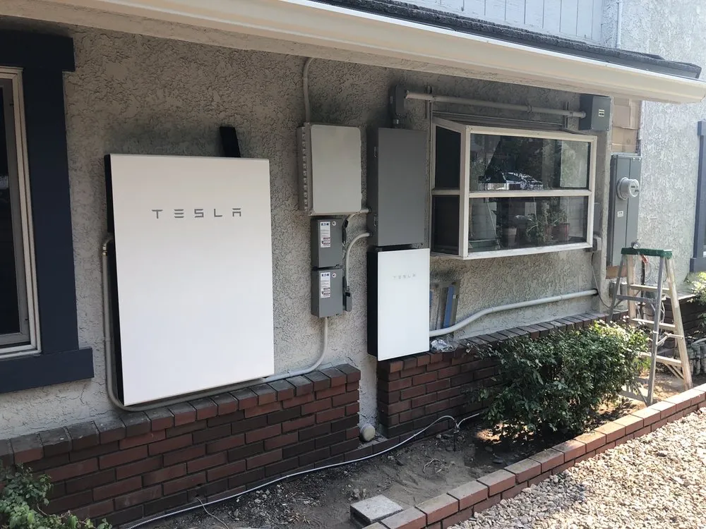 Slide of Green Electric Service