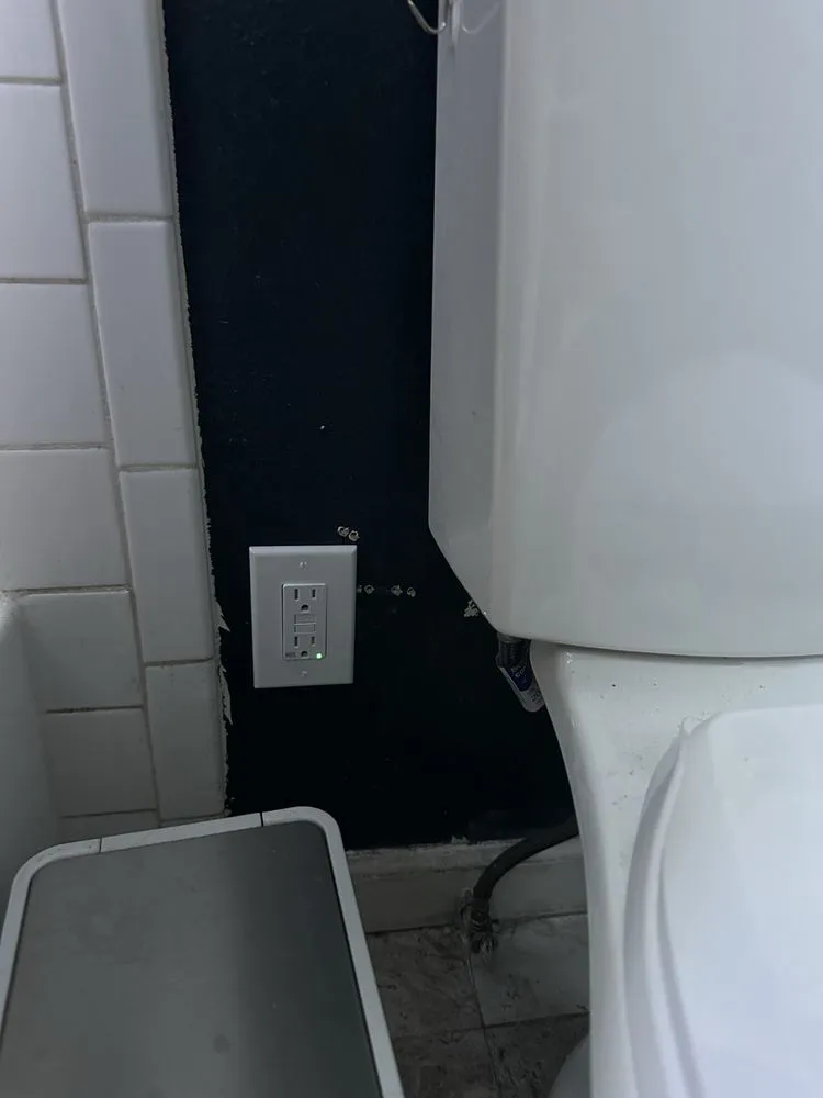 Slide of Green Electric Solar Solutions,San Diego