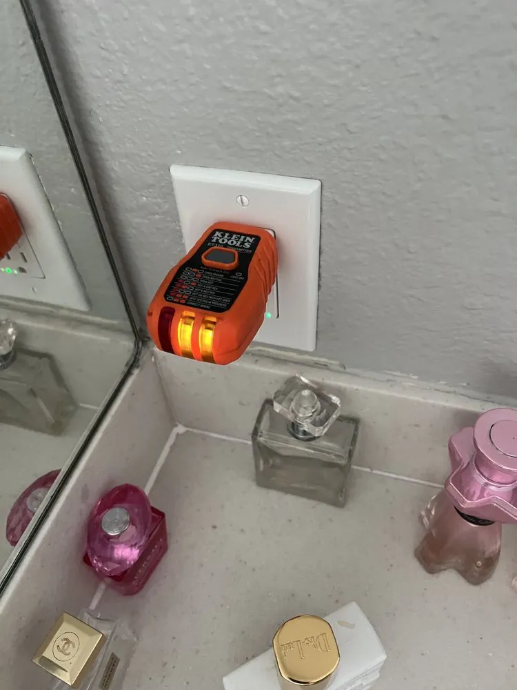 Slide of Green Light Electric