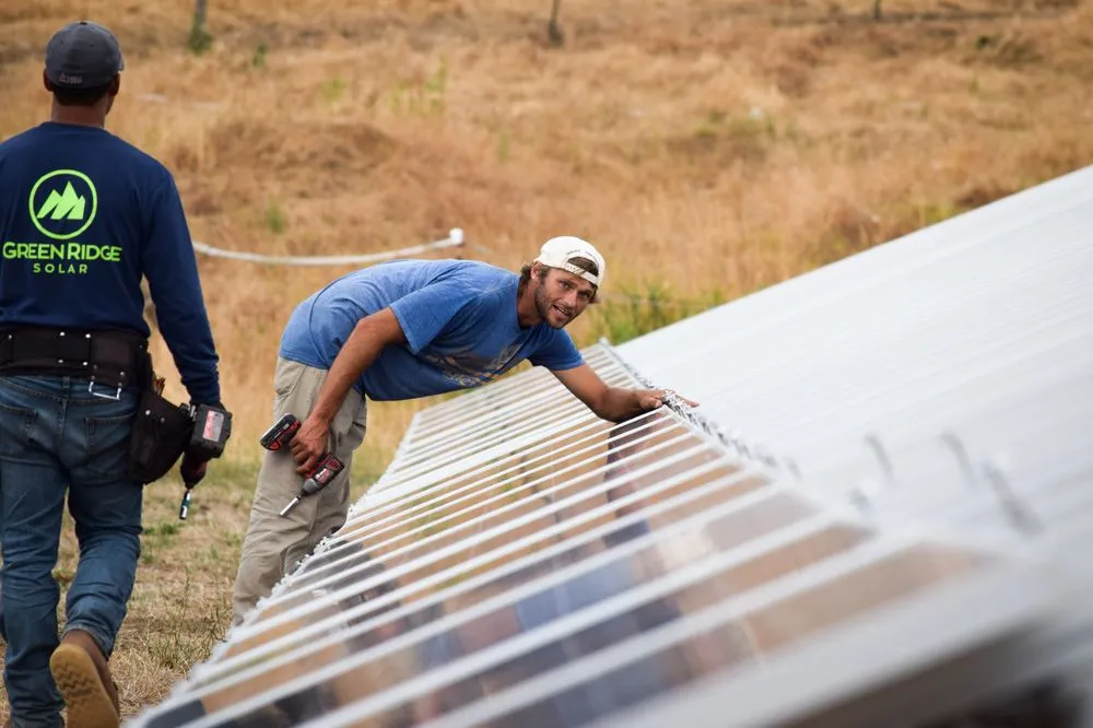 Slide of Green Ridge Solar