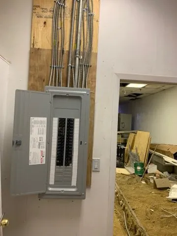 Slide of Green Tech Electric