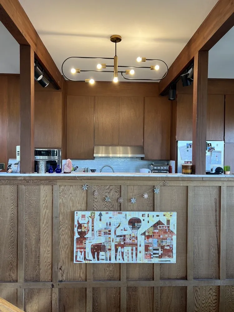 Slide of Green Top Electric