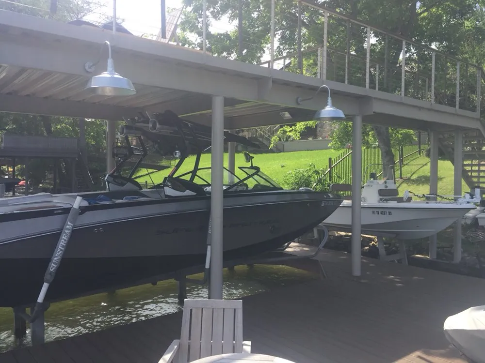 Emergency circuit breaker repair service in Spicewood, TX - Greenbolt Electric